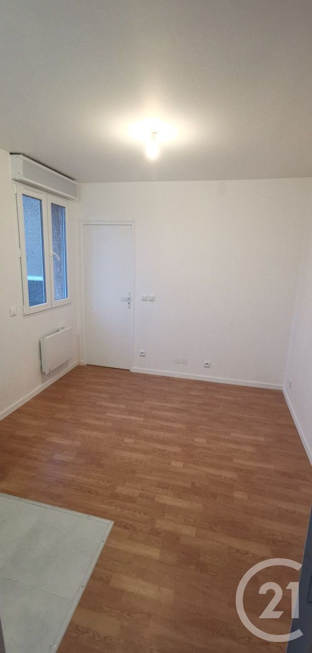 Appartement F2 à louer - 2 pièces - 23,65 m2 - Drancy - 93 - ILE-DE-FRANCE