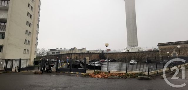 Parking &agrave; louer - 12 m2 - Les Lilas - 93 - ILE-DE-FRANCE