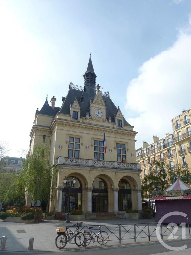 Parking à louer - 12 m2 - Les Lilas - 93 - ILE-DE-FRANCE