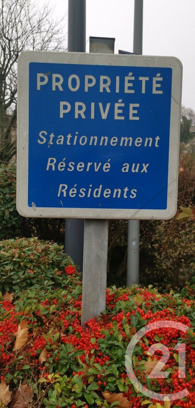 Parking &agrave; louer - 12 m2 - Les Lilas - 93 - ILE-DE-FRANCE