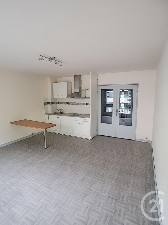  - LE BLANC MESNIL - 