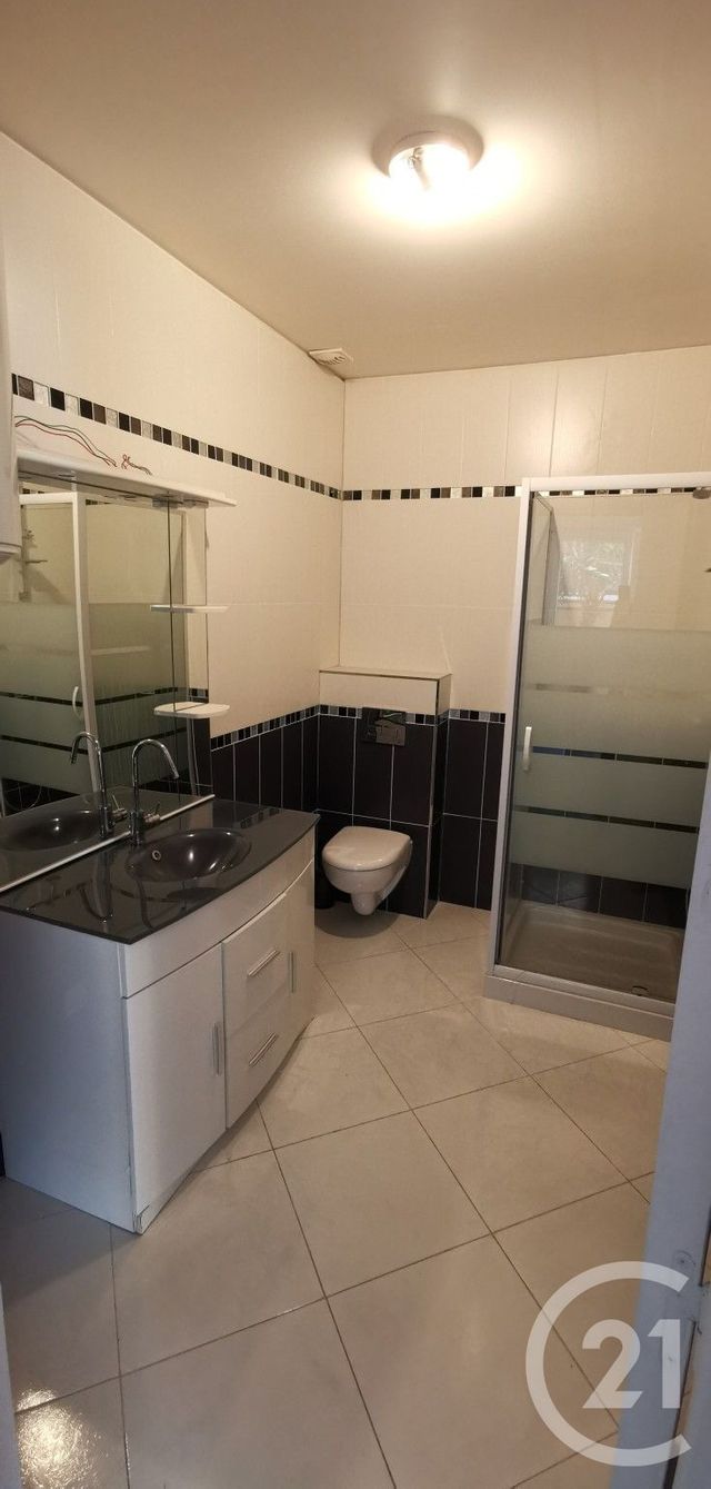 Entreprise à louer - 68,57 m2 - 93 - ILE-DE-FRANCE