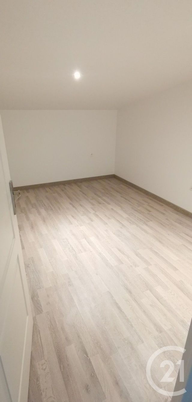 Entreprise à louer - 68,57 m2 - 93 - ILE-DE-FRANCE