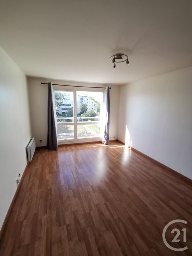 Appartement F2 à vendre - 2 pièces - 47,01 m2 - Livry Gargan - 93 - ILE-DE-FRANCE