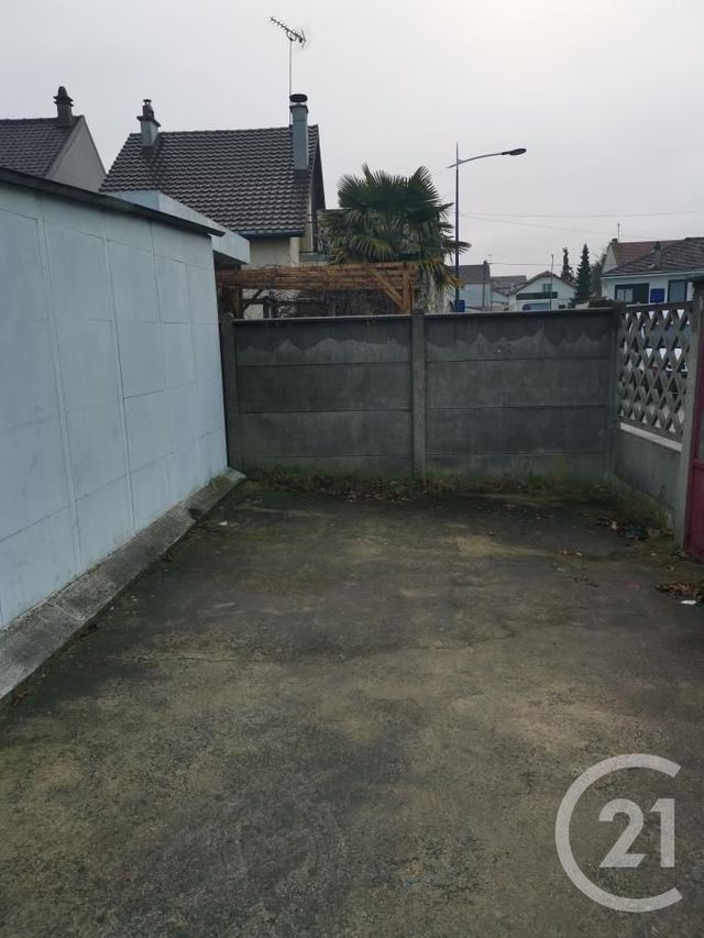 Parking à louer - 12,50 m2 - Drancy - 93 - ILE-DE-FRANCE