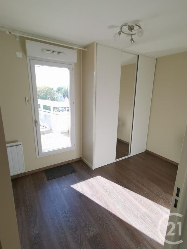 Afficher la photo en grand Appartement F3 à louer - 3 pièces - 50,33 m2 - Le Blanc Mesnil - 93 - ILE-DE-FRANCE