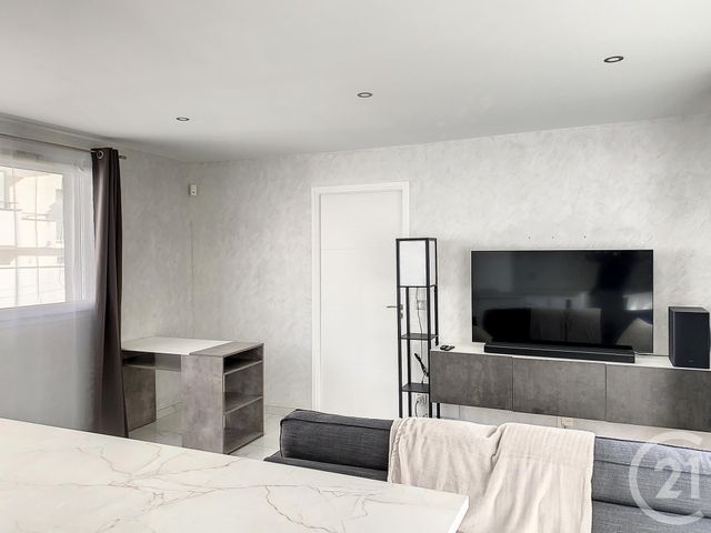 Appartement F2 à louer - 2 pièces - 43,92 m2 - Drancy - 93 - ILE-DE-FRANCE