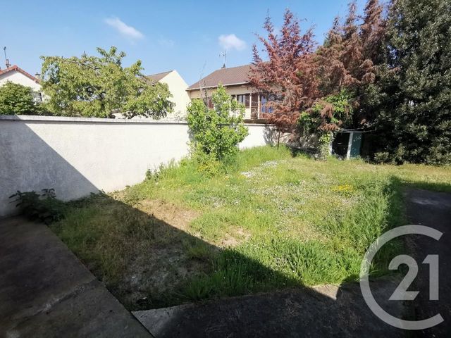 Maison à louer - 1 pièce - 25,23 m2 - Tremblay En France - 93 - ILE-DE-FRANCE