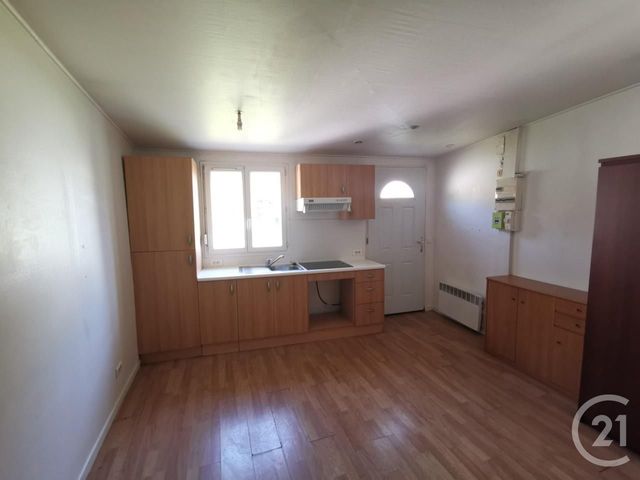 Maison à louer - 1 pièce - 25,23 m2 - Tremblay En France - 93 - ILE-DE-FRANCE