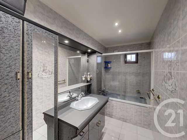 Maison à vendre - 6 pièces - 108,26 m2 - Le Blanc Mesnil - 93 - ILE-DE-FRANCE