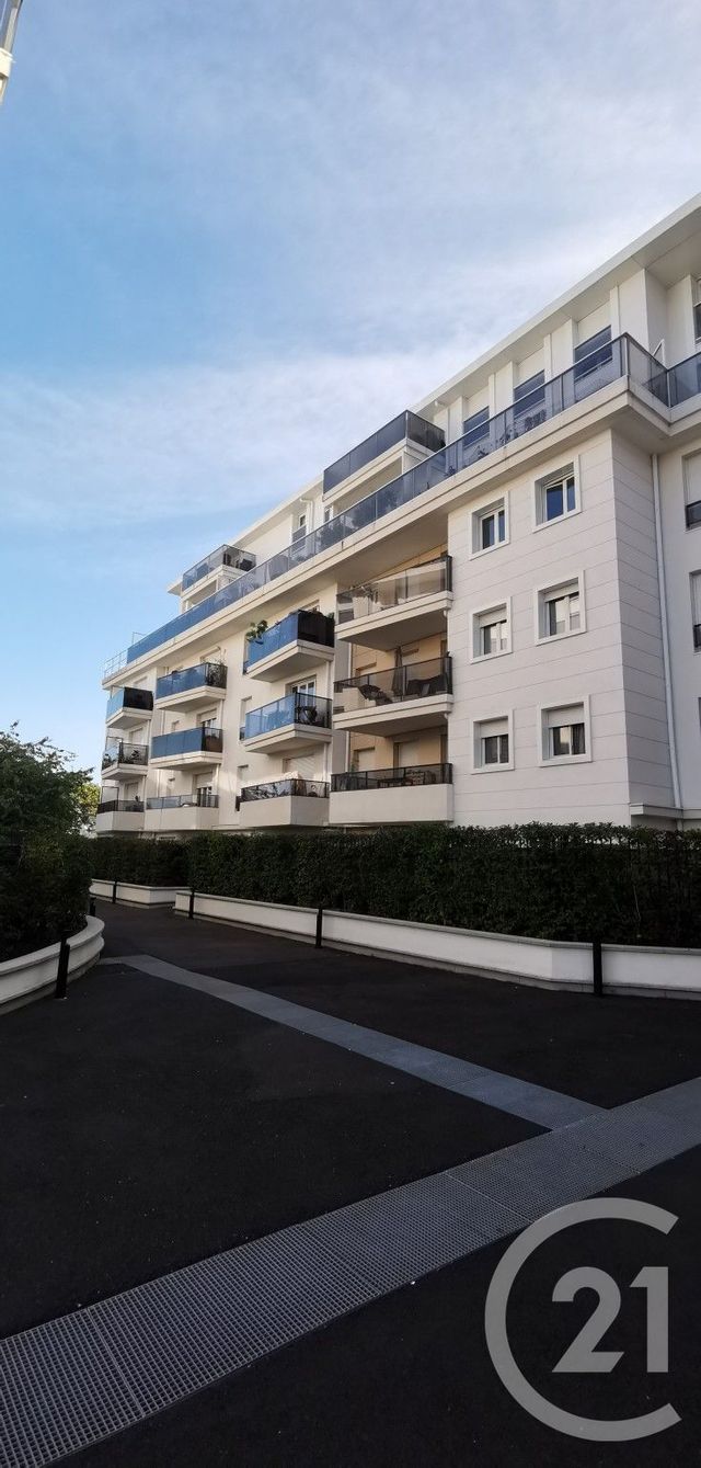 Appartement F3 à louer - 3 pièces - 66,66 m2 - Drancy - 93 - ILE-DE-FRANCE