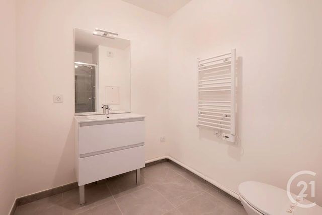 Appartement F2 à louer - 2 pièces - 44,28 m2 - Le Blanc Mesnil - 93 - ILE-DE-FRANCE