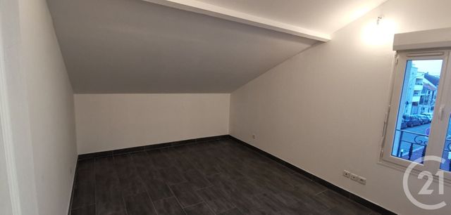 Appartement Triplex à louer - 3 pièces - 64,53 m2 - Le Blanc Mesnil - 93 - ILE-DE-FRANCE