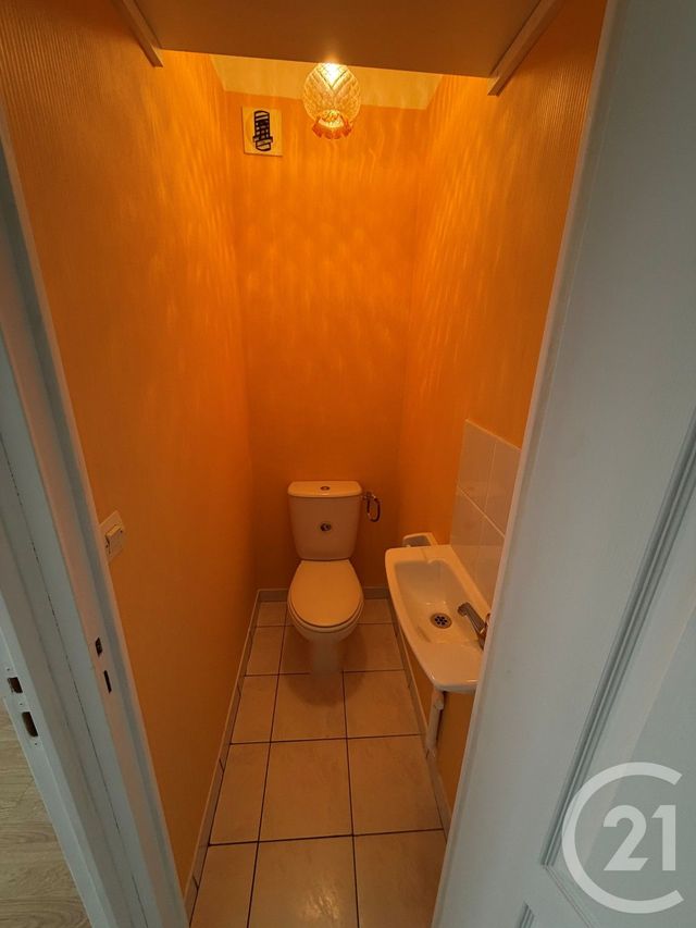 Appartement F2 &agrave; louer - 2 pi&egrave;ces - 49,95 m2 - Le Blanc Mesnil - 93 - ILE-DE-FRANCE