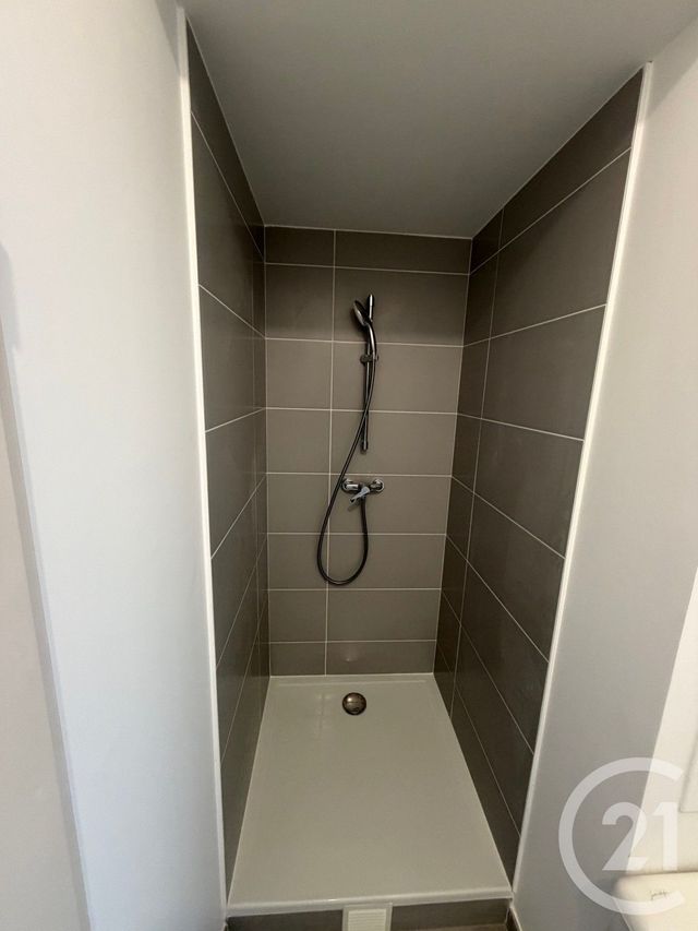 Appartement Duplex &agrave; louer - 4 pi&egrave;ces - 83,53 m2 - Le Blanc Mesnil - 93 - ILE-DE-FRANCE