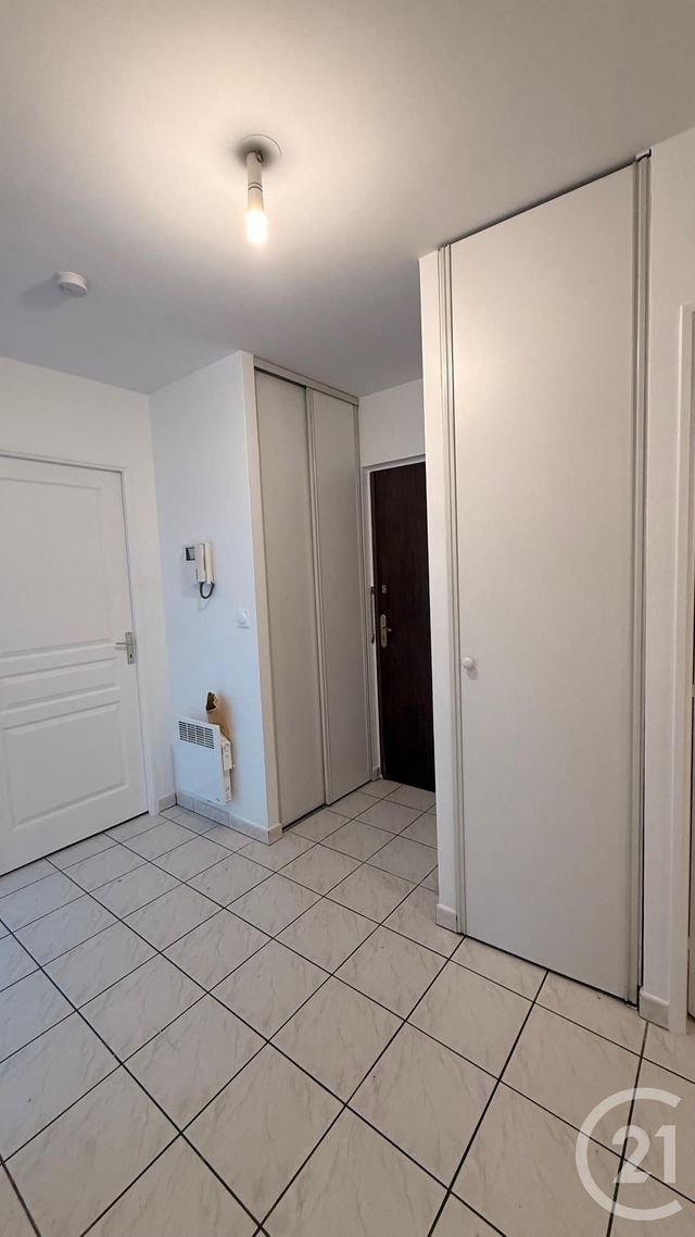 Appartement F3 &agrave; louer - 3 pi&egrave;ces - 64,73 m2 - Le Perreux Sur Marne - 94 - ILE-DE-FRANCE