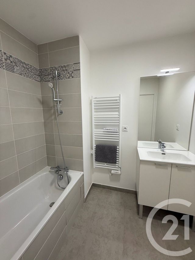 Appartement F3 &agrave; louer - 3 pi&egrave;ces - 63,52 m2 - Le Blanc Mesnil - 93 - ILE-DE-FRANCE