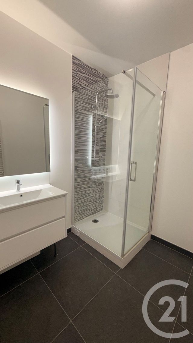 Appartement F2 &agrave; louer - 2 pi&egrave;ces - 42,20 m2 - Le Perreux Sur Marne - 94 - ILE-DE-FRANCE