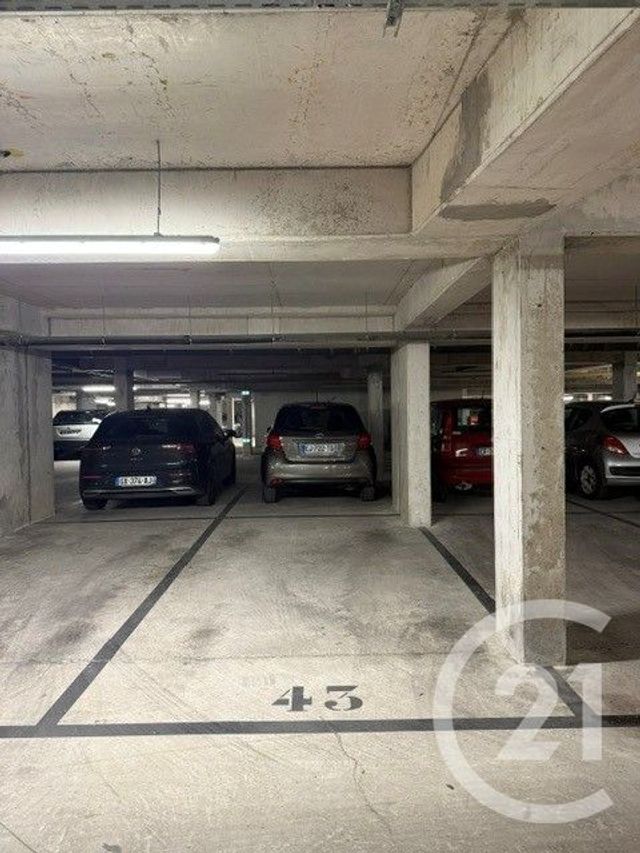 Parking à louer LE BLANC MESNIL