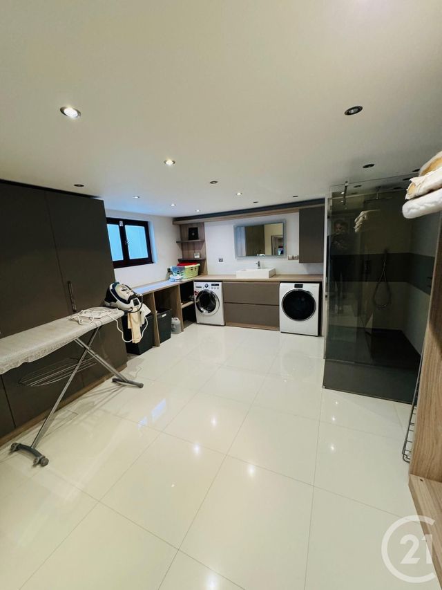 Maison &agrave; louer - 8 pi&egrave;ces - 142,86 m2 - Noisy Le Grand - 93 - ILE-DE-FRANCE