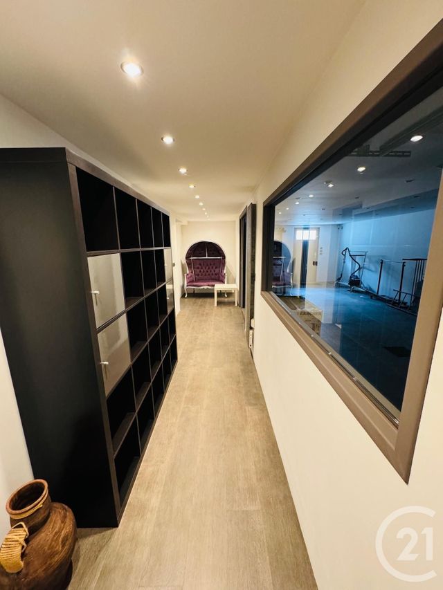 Maison &agrave; louer - 8 pi&egrave;ces - 142,86 m2 - Noisy Le Grand - 93 - ILE-DE-FRANCE