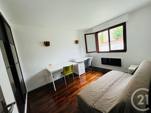 Maison &agrave; louer - 8 pi&egrave;ces - 142,86 m2 - Noisy Le Grand - 93 - ILE-DE-FRANCE
