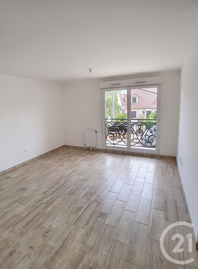 Appartement F3 &agrave; louer - 3 pi&egrave;ces - 54,50 m2 - Le Blanc Mesnil - 93 - ILE-DE-FRANCE