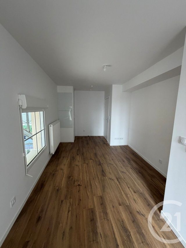 Appartement Studio &agrave; louer - 1 pi&egrave;ce - 27,32 m2 - Le Blanc Mesnil - 93 - ILE-DE-FRANCE