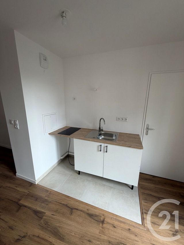 Appartement Studio &agrave; louer - 1 pi&egrave;ce - 27,32 m2 - Le Blanc Mesnil - 93 - ILE-DE-FRANCE