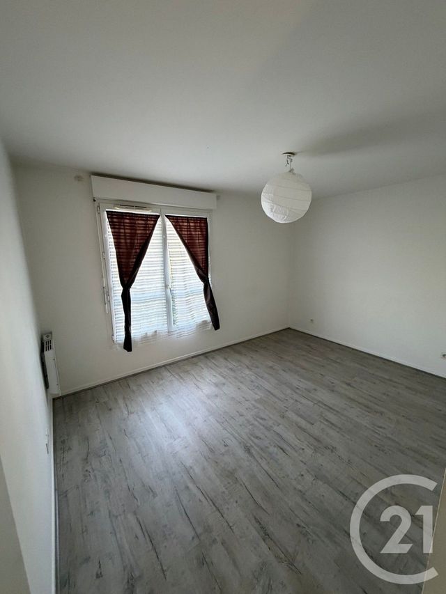 Appartement Duplex &agrave; louer - 3 pi&egrave;ces - 60,01 m2 - Le Blanc Mesnil - 93 - ILE-DE-FRANCE
