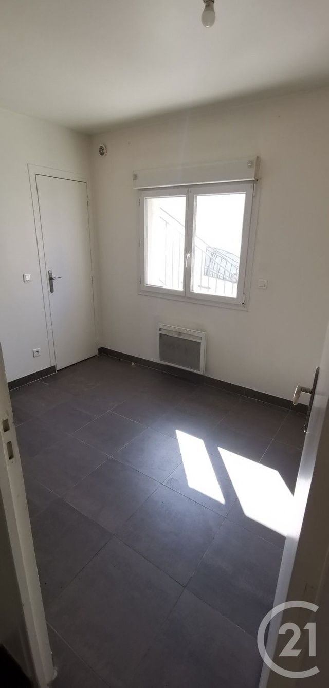 Appartement F2 &agrave; louer - 2 pi&egrave;ces - 42,52 m2 - Fosses - 95 - ILE-DE-FRANCE