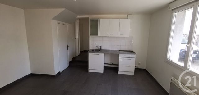 Appartement F2 &agrave; louer - 2 pi&egrave;ces - 42,52 m2 - Fosses - 95 - ILE-DE-FRANCE