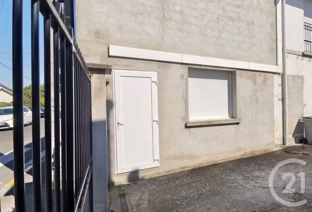 Appartement F2 &agrave; louer - 2 pi&egrave;ces - 42,52 m2 - Fosses - 95 - ILE-DE-FRANCE