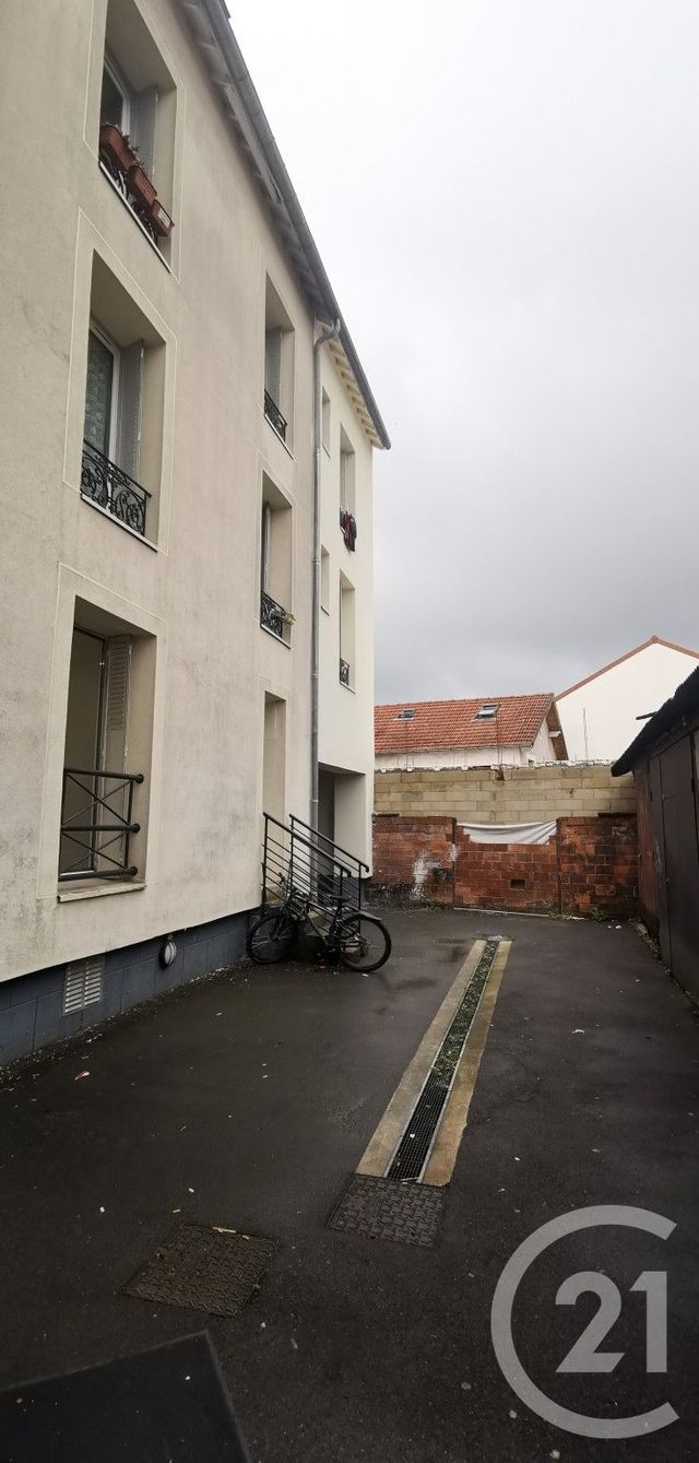Appartement T1 &agrave; louer - 1 pi&egrave;ce - 25,11 m2 - Drancy - 93 - ILE-DE-FRANCE