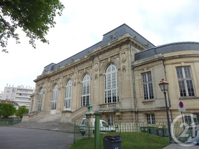 Parking &agrave; louer - 12 m2 - Les Lilas - 93 - ILE-DE-FRANCE