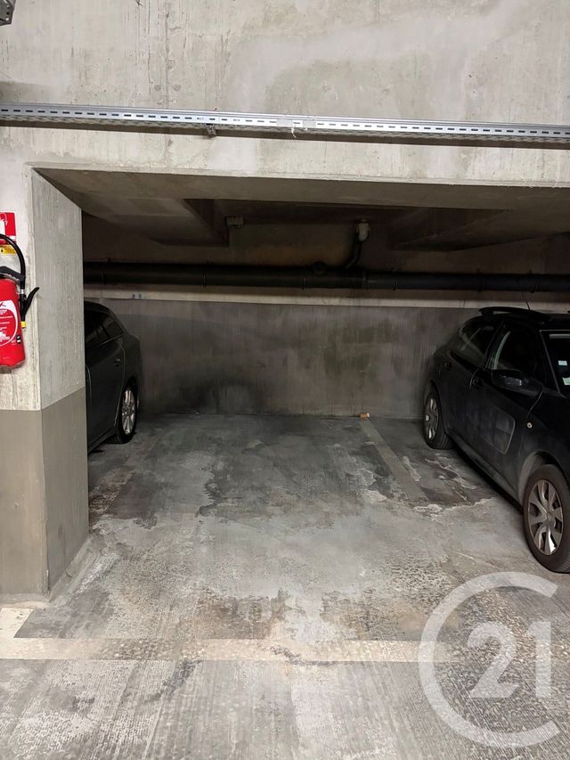 Parking &agrave; louer - 10 m2 - Le Blanc Mesnil - 93 - ILE-DE-FRANCE
