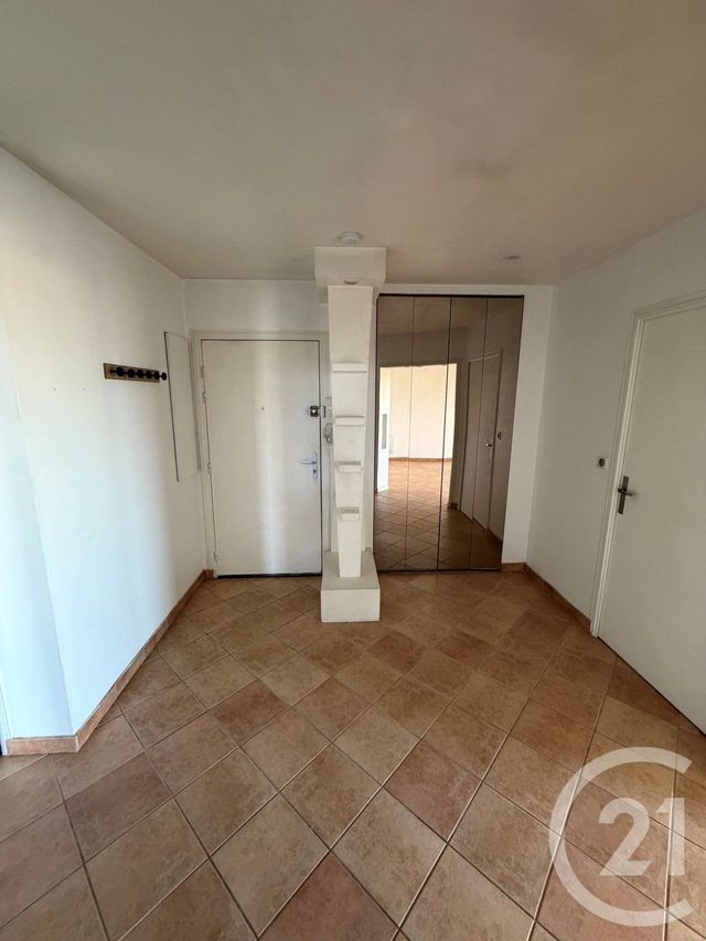 Appartement F3 &agrave; louer - 3 pi&egrave;ces - 66,09 m2 - Villeparisis - 77 - ILE-DE-FRANCE