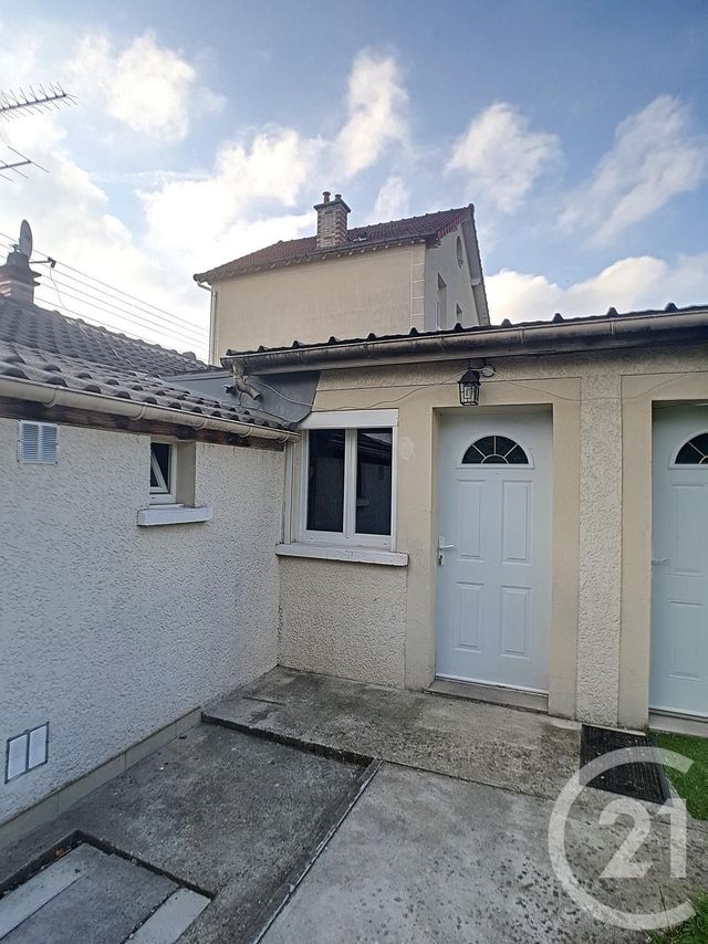 Appartement Studio &agrave; louer - 1 pi&egrave;ce - 24,92 m2 - Tremblay En France - 93 - ILE-DE-FRANCE