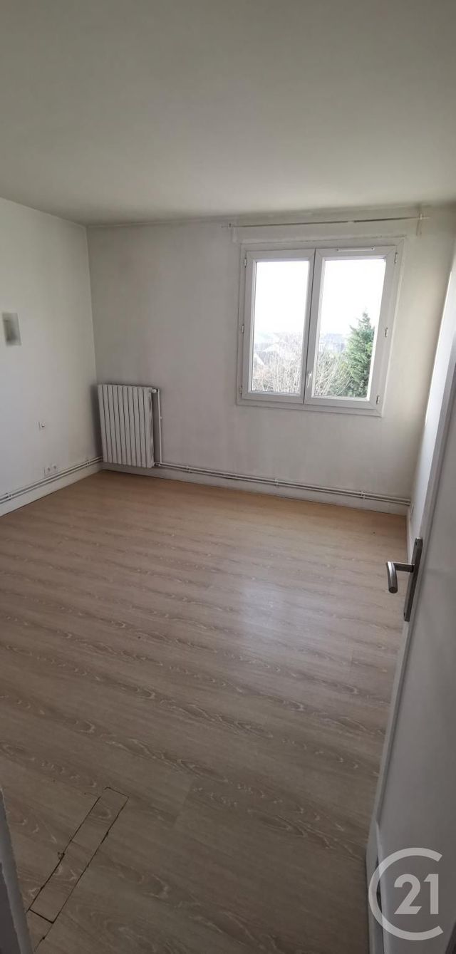 Appartement F3 &agrave; louer - 3 pi&egrave;ces - 54,77 m2 - Le Blanc Mesnil - 93 - ILE-DE-FRANCE
