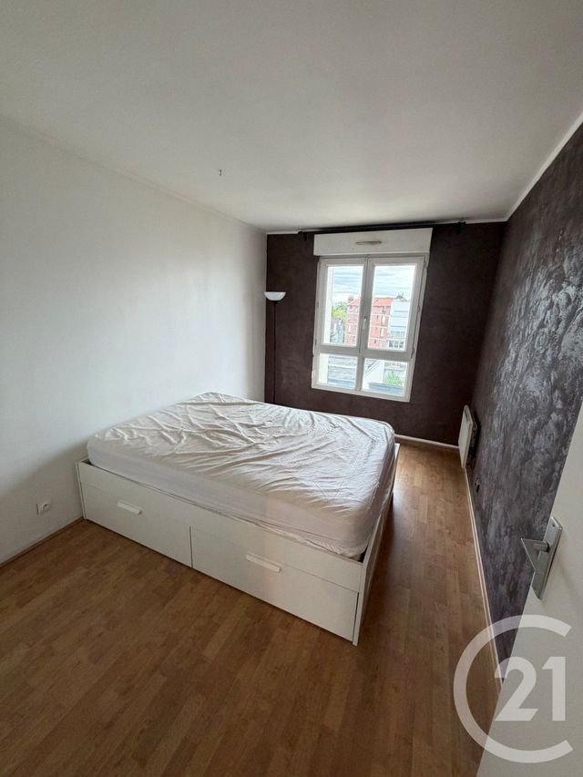 Appartement F3 &agrave; louer - 3 pi&egrave;ces - 71,63 m2 - Le Bourget - 93 - ILE-DE-FRANCE