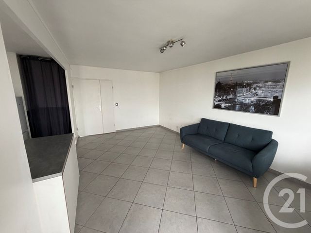 Appartement F3 &agrave; louer - 3 pi&egrave;ces - 71,63 m2 - Le Bourget - 93 - ILE-DE-FRANCE