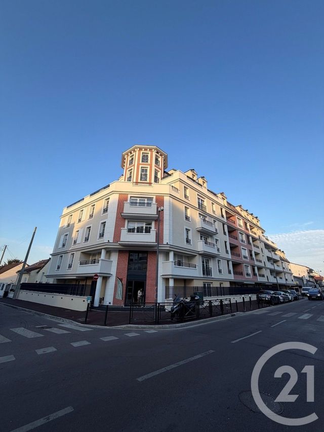 Appartement Studio &agrave; louer - 1 pi&egrave;ce - 30,37 m2 - Le Blanc Mesnil - 93 - ILE-DE-FRANCE