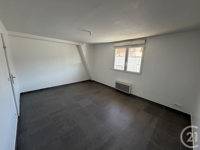 Appartement F2 &agrave; louer - 2 pi&egrave;ces - 52,28 m2 - Fosses - 95 - ILE-DE-FRANCE