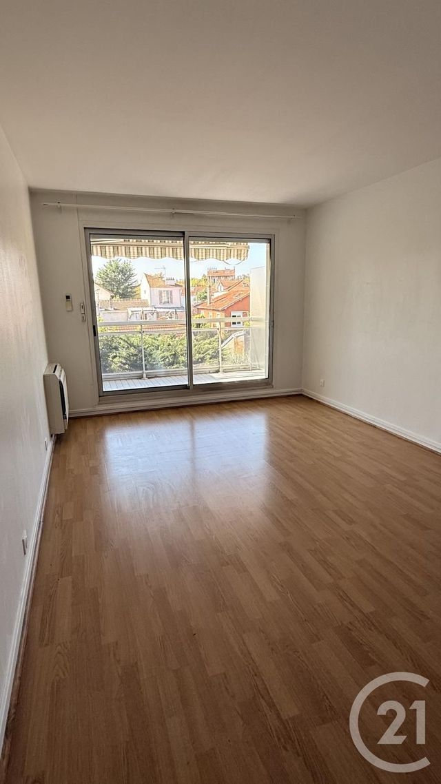 Appartement F2 &agrave; louer - 2 pi&egrave;ces - 46,97 m2 - Le Perreux Sur Marne - 94 - ILE-DE-FRANCE