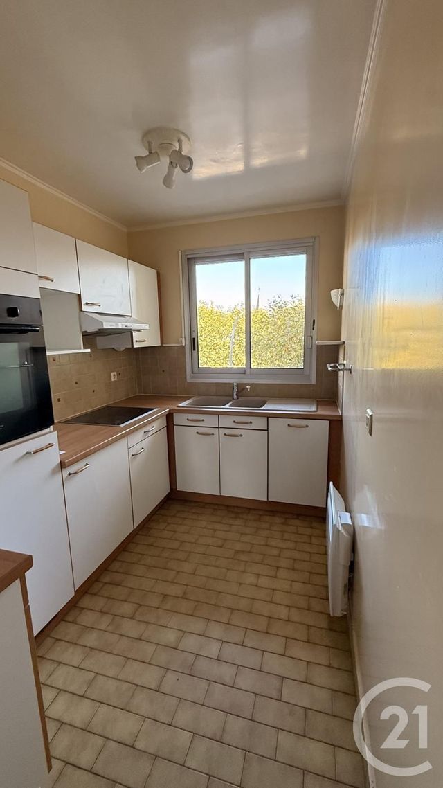 Appartement F2 &agrave; louer - 2 pi&egrave;ces - 46,97 m2 - Le Perreux Sur Marne - 94 - ILE-DE-FRANCE