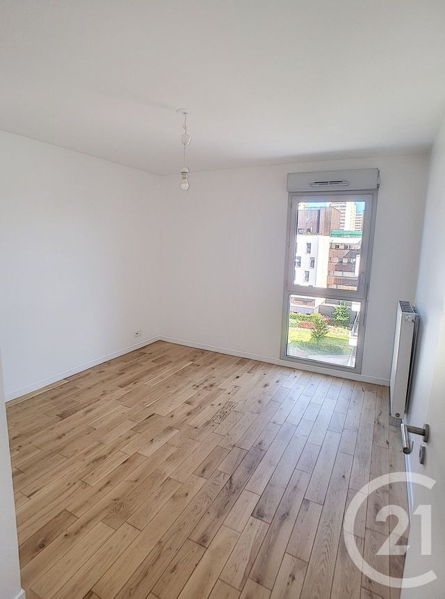 Appartement F4 &agrave; louer - 4 pi&egrave;ces - 75,66 m2 - Bobigny - 93 - ILE-DE-FRANCE