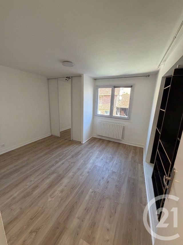 Appartement F3 &agrave; louer - 3 pi&egrave;ces - 51,45 m2 - La Courneuve - 93 - ILE-DE-FRANCE