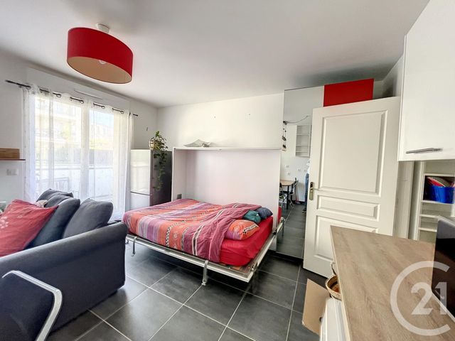 Appartement Studio &agrave; louer - 1 pi&egrave;ce - 26,51 m2 - Noisy Le Grand - 93 - ILE-DE-FRANCE