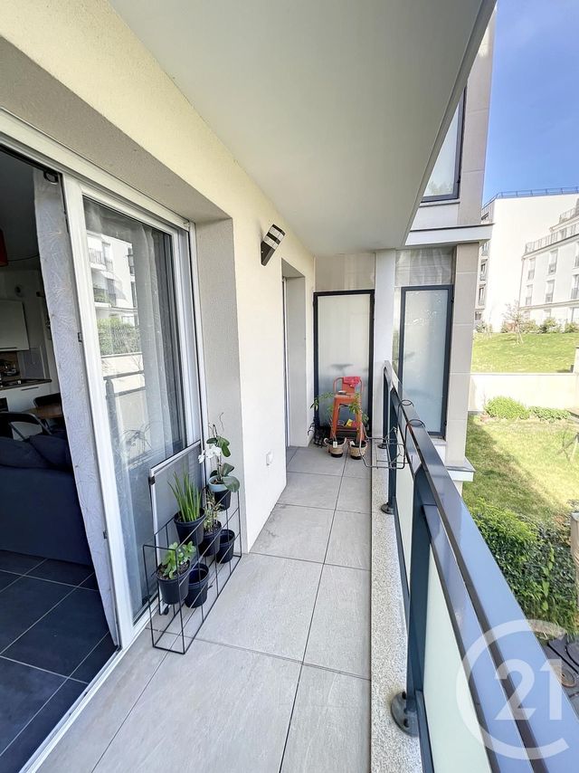 Appartement Studio &agrave; louer - 1 pi&egrave;ce - 26,51 m2 - Noisy Le Grand - 93 - ILE-DE-FRANCE