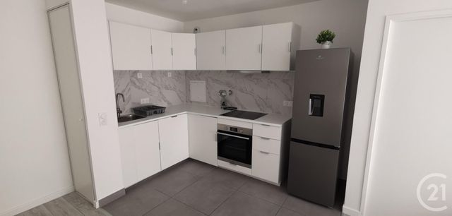 Appartement F2 &agrave; louer - 2 pi&egrave;ces - 40,48 m2 - Le Blanc Mesnil - 93 - ILE-DE-FRANCE